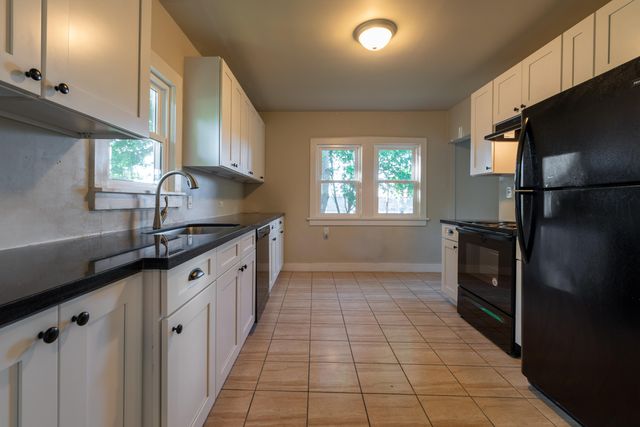 217 S Pickwick Avenue, Springfield, MO 65802