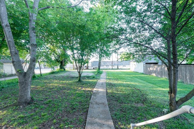 217 S Pickwick Avenue, Springfield, MO 65802