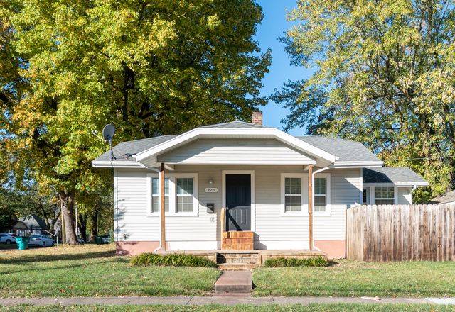 217 S Pickwick Avenue, Springfield, MO 65802