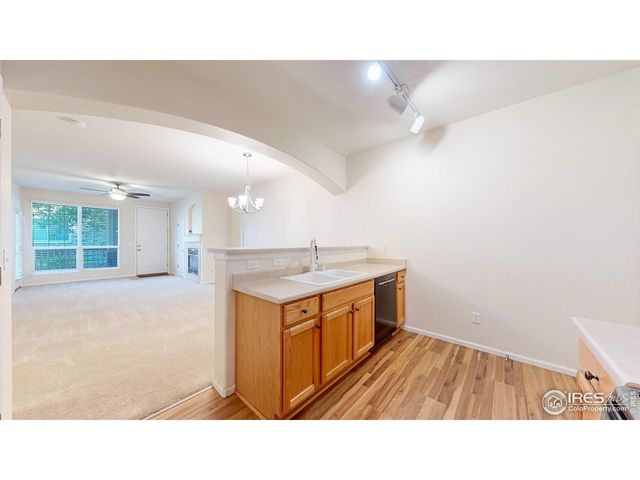 4242 S Blackhawk Cir 4-D, Aurora, CO 80014