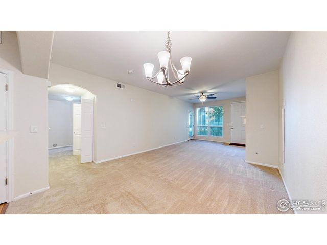 4242 S Blackhawk Cir 4-D, Aurora, CO 80014