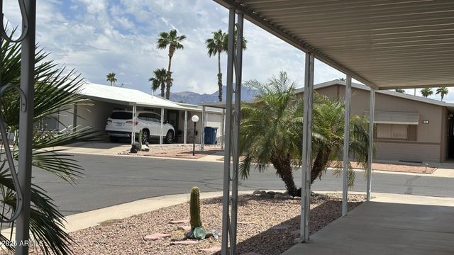 834 S MERIDIAN Road 124, Apache Junction, AZ 85120