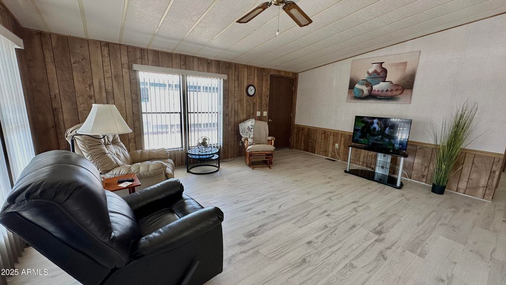 834 S MERIDIAN Road 124, Apache Junction, AZ 85120 — photo 4
