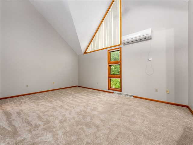 1420 Towne Square Dr, Mccandless, PA 15101