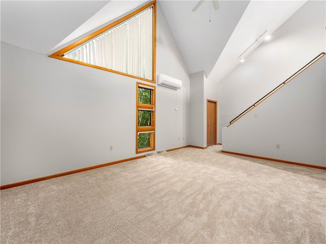 1420 Towne Square Dr, Mccandless, PA 15101