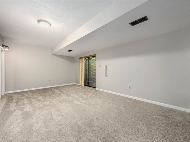 1420 Towne Square Dr, Mccandless, PA 15101