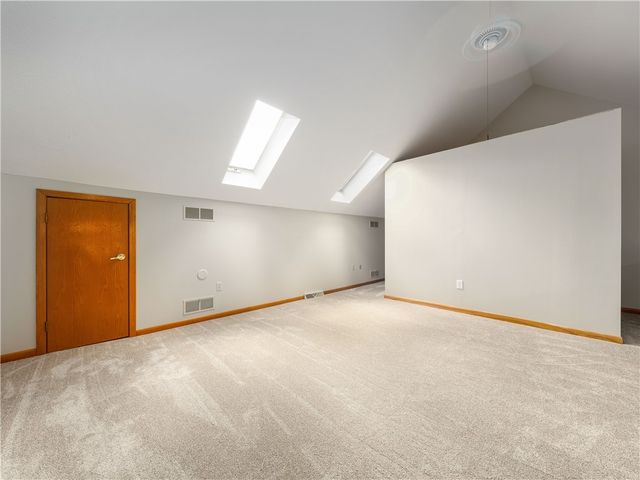 1420 Towne Square Dr, Mccandless, PA 15101