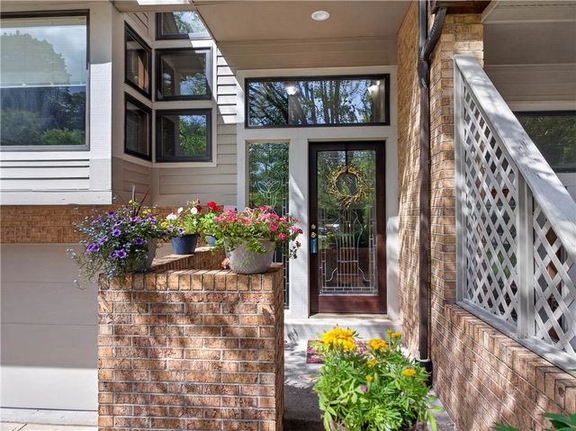 1420 Towne Square Dr, Mccandless, PA 15101