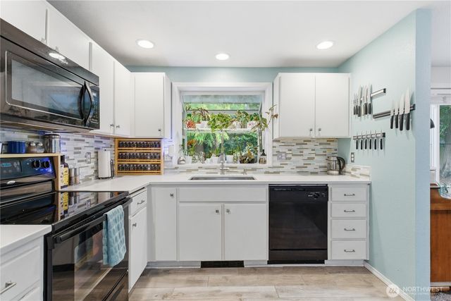 20625 Terasse Drive NW, Poulsbo, WA 98370