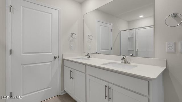 989 Ocean Court, Carthage, NC 28327