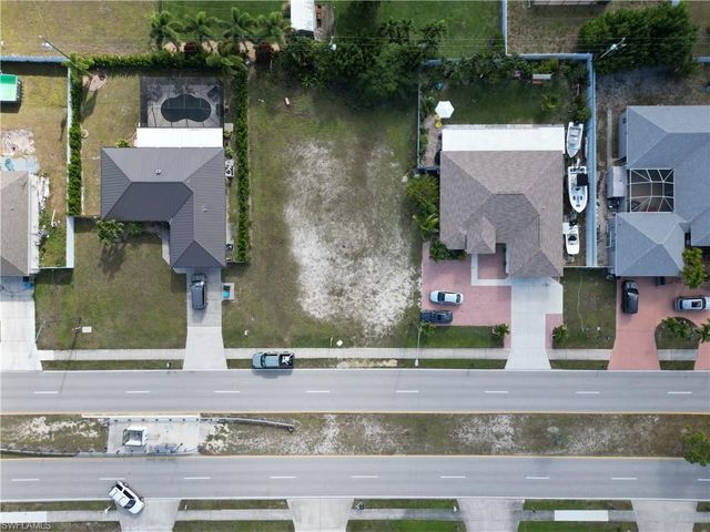1222 Gleason PKWY, Cape Coral, FL 33914