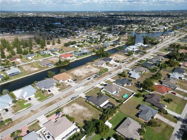 1222 Gleason PKWY, Cape Coral, FL 33914
