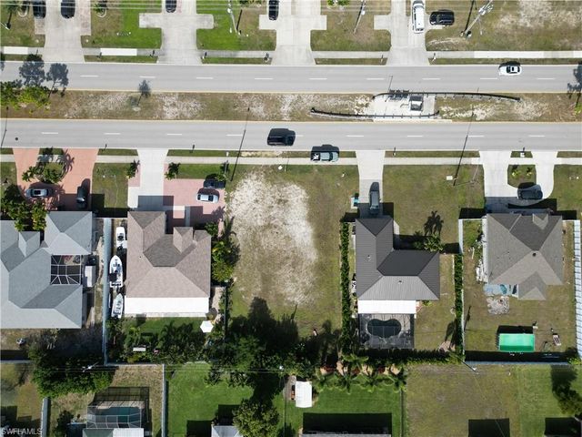 1222 Gleason PKWY, Cape Coral, FL 33914