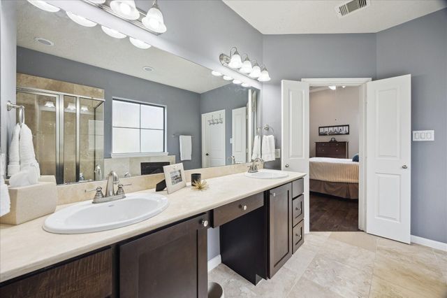 1110 W 25th Street, Houston, TX 77008