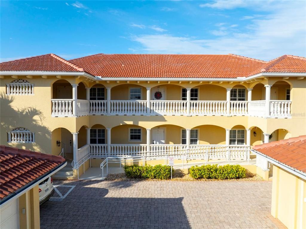 3329 PURPLE MARTIN DRIVE 121, Punta Gorda, FL 33950