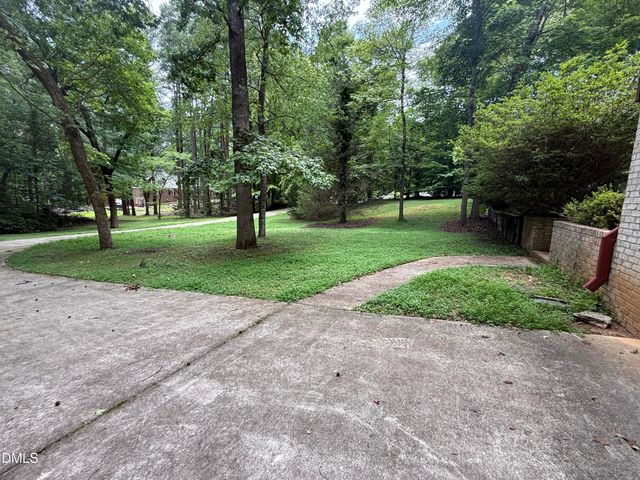 8604 Caswell Court, Raleigh, NC 27613