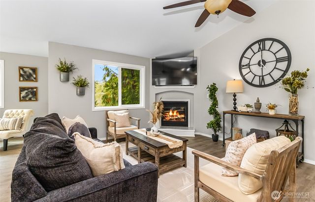 3030 223rd Avenue NE, Granite Falls, WA 98252