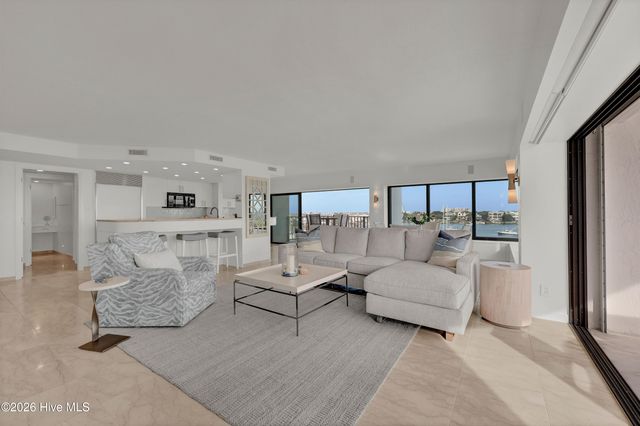 322 Causeway Drive Ste 505, Wrightsville Beach, NC 28480