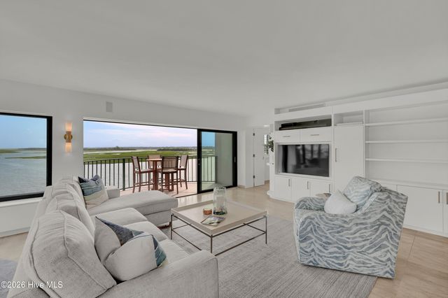 322 Causeway Drive Ste 505, Wrightsville Beach, NC 28480