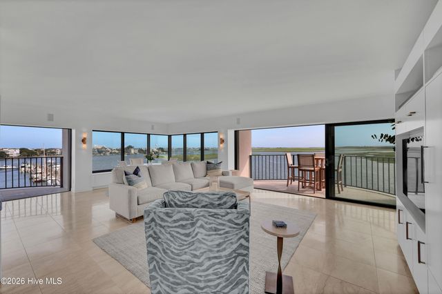 322 Causeway Drive Ste 505, Wrightsville Beach, NC 28480