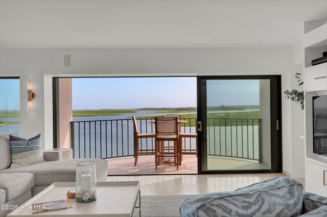 322 Causeway Drive Ste 505, Wrightsville Beach, NC 28480