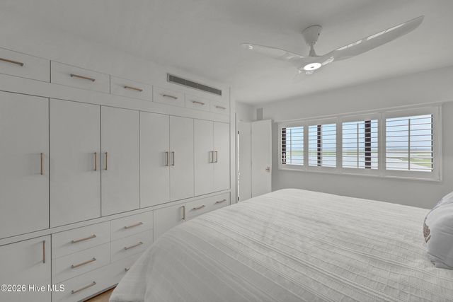322 Causeway Drive Ste 505, Wrightsville Beach, NC 28480