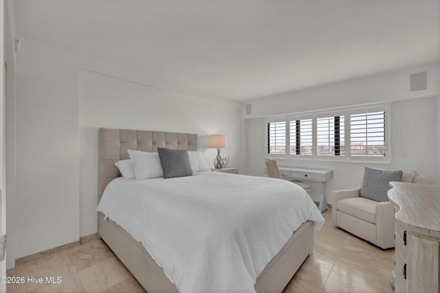 322 Causeway Drive Ste 505, Wrightsville Beach, NC 28480
