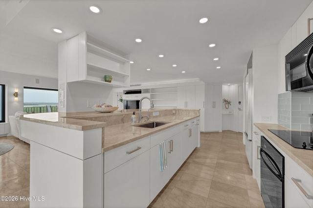 322 Causeway Drive Ste 505, Wrightsville Beach, NC 28480
