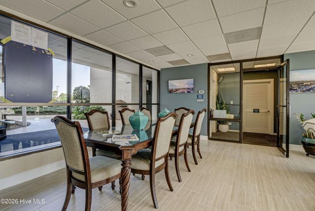 322 Causeway Drive Ste 505, Wrightsville Beach, NC 28480