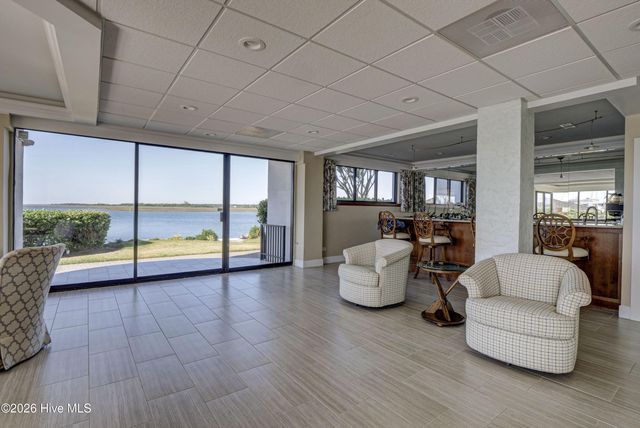 322 Causeway Drive Ste 505, Wrightsville Beach, NC 28480