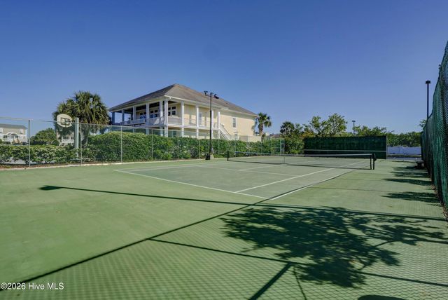 322 Causeway Drive Ste 505, Wrightsville Beach, NC 28480