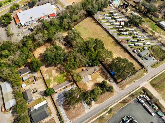 9250 Untreiner Ave, Pensacola, FL 32534