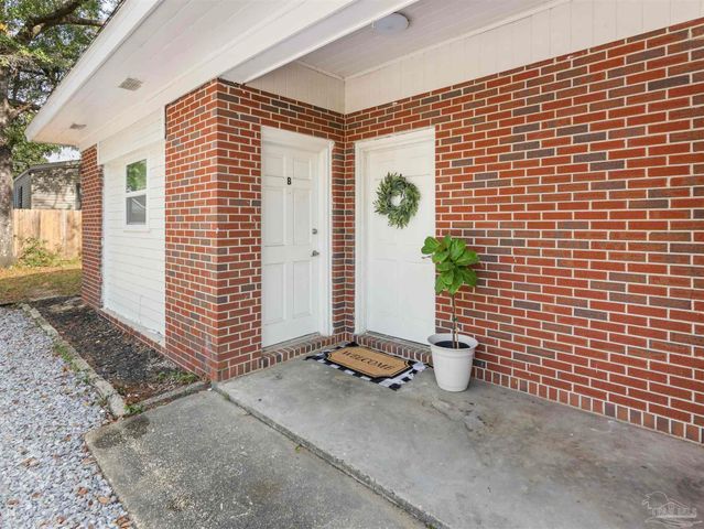 9250 Untreiner Ave, Pensacola, FL 32534