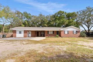 9250 Untreiner Ave, Pensacola, FL 32534