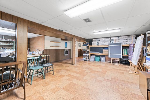 13380 Perry Circle, Warren, MI 48088