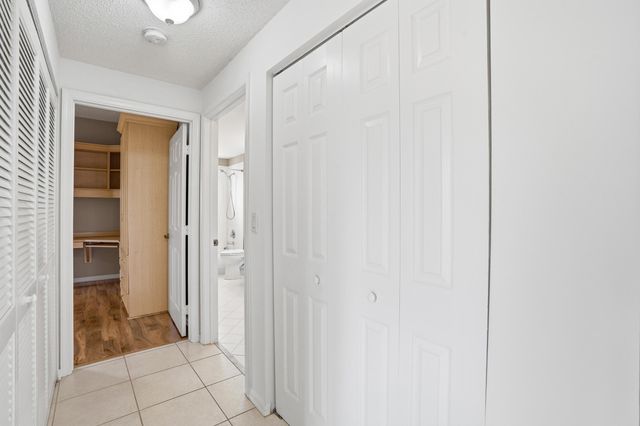 7647 Southampton Terrace 318, Tamarac, FL 33321