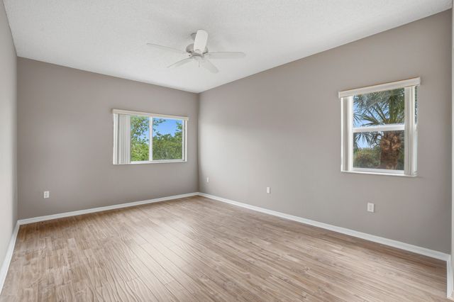 7647 Southampton Terrace 318, Tamarac, FL 33321