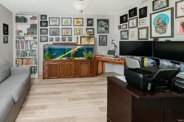 718 E Appomatox Court, Ellettsville, IN 47429