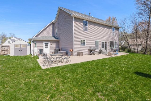 718 E Appomatox Court, Ellettsville, IN 47429