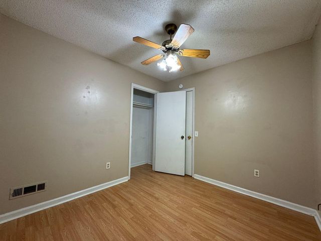 1620 Hickory Place, Chattanooga, TN 37404