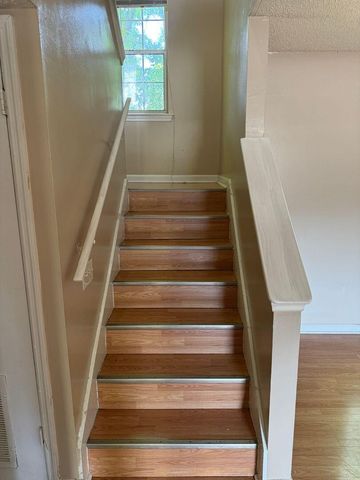 1620 Hickory Place, Chattanooga, TN 37404