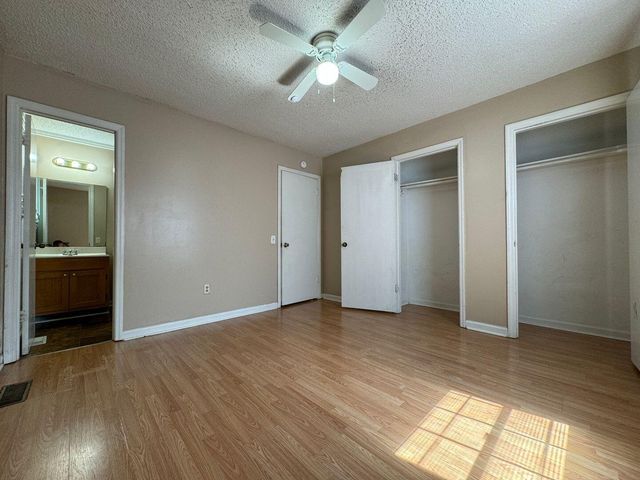 1620 Hickory Place, Chattanooga, TN 37404