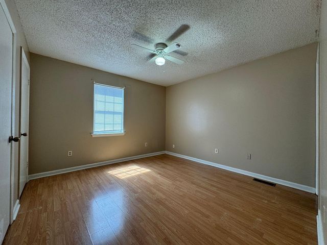 1620 Hickory Place, Chattanooga, TN 37404