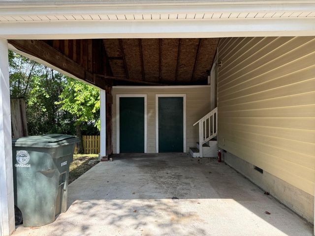 1620 Hickory Place, Chattanooga, TN 37404