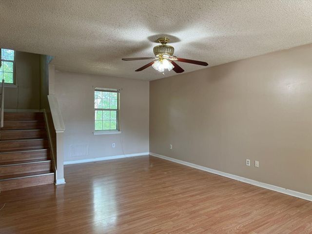 1620 Hickory Place, Chattanooga, TN 37404