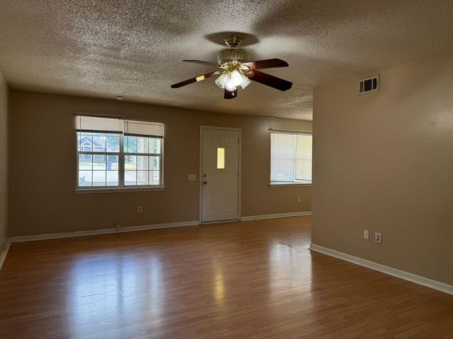 1620 Hickory Place, Chattanooga, TN 37404