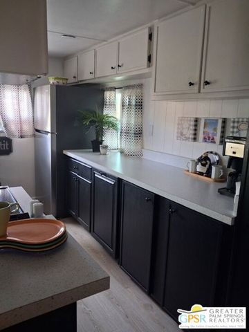 13 Lincoln Avenue, Cathedral City, CA 92234