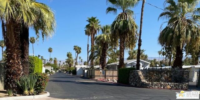 13 Lincoln Avenue, Cathedral City, CA 92234