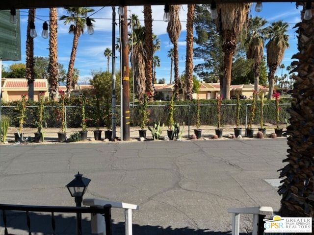 13 Lincoln Avenue, Cathedral City, CA 92234