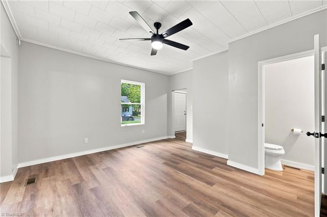 1108 Hawthorne Lane, Burlington, NC 27215